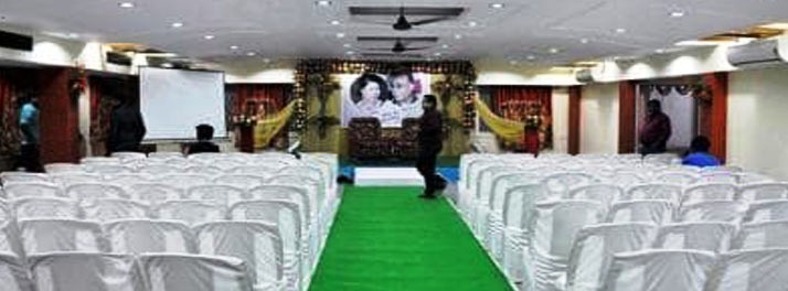 2490/Hotel Om Palace - Satna 02.jpg